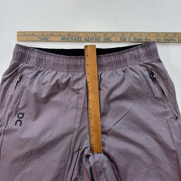 ON‎ CLOUD Tennis Court Pants Mesh Lined Mens Medium Two-Tone Purple Zip Up Cuff